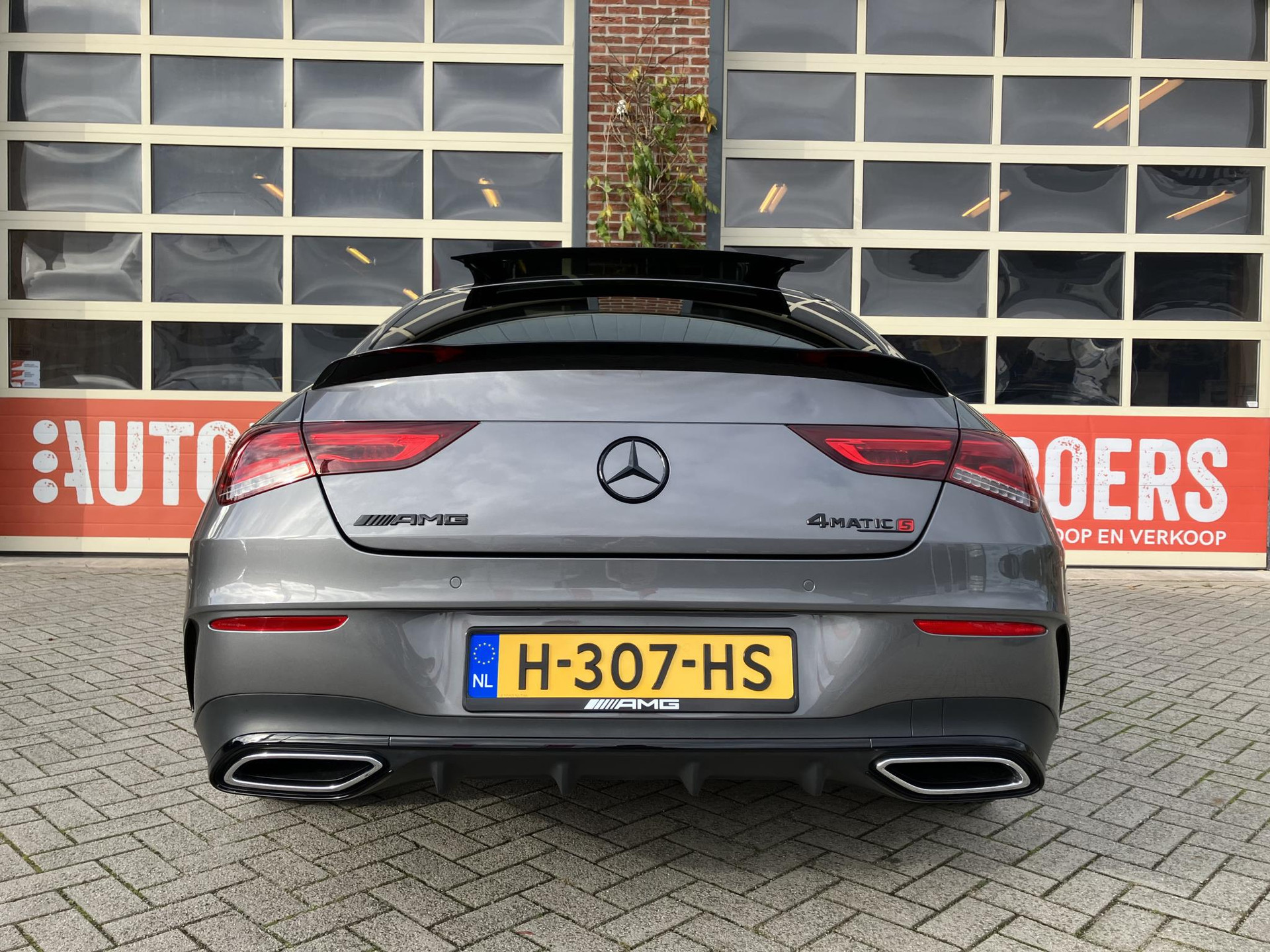 35997762-2.jpg