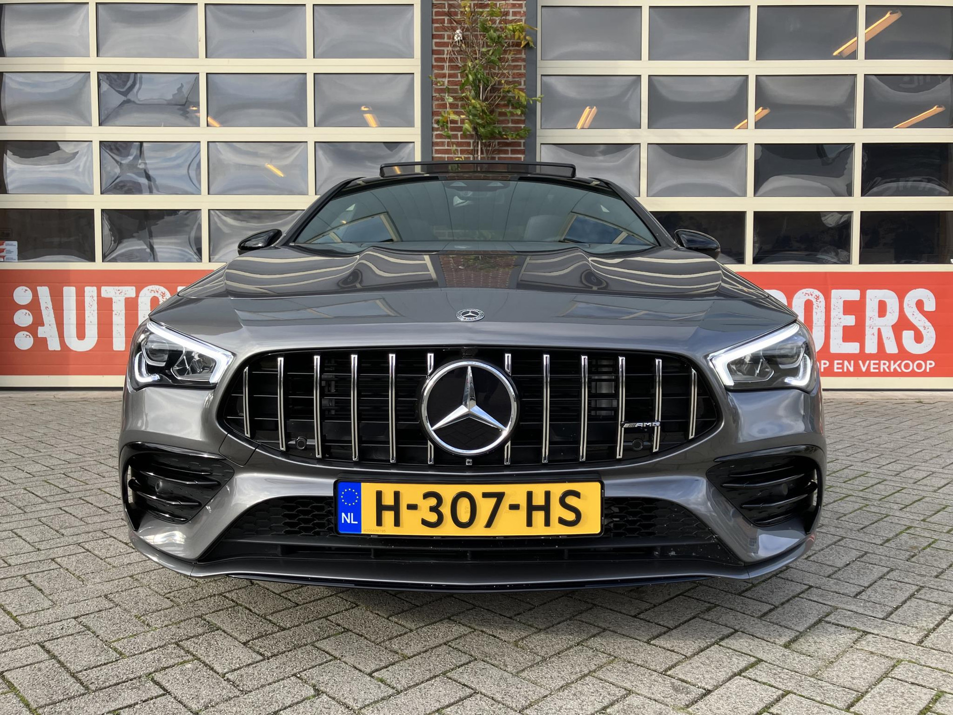 35997762-5.jpg